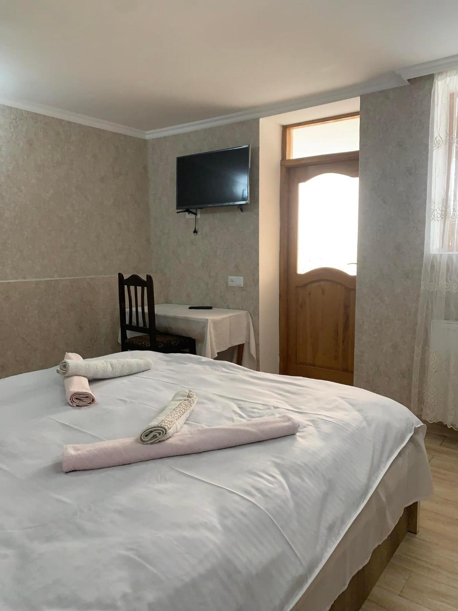 Tsivi Tba Hotel Tskaltubo Bagian luar foto