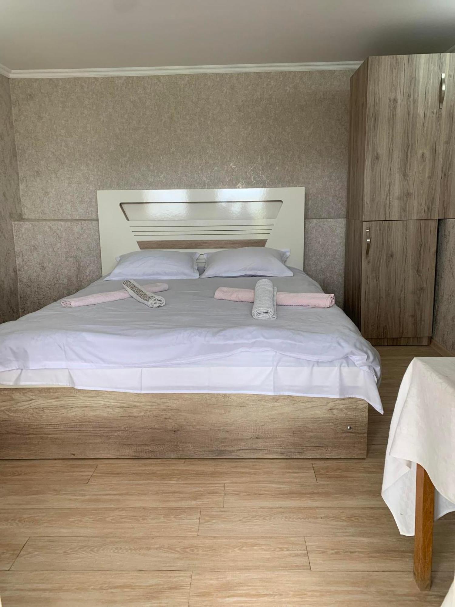 Tsivi Tba Hotel Tskaltubo Bagian luar foto